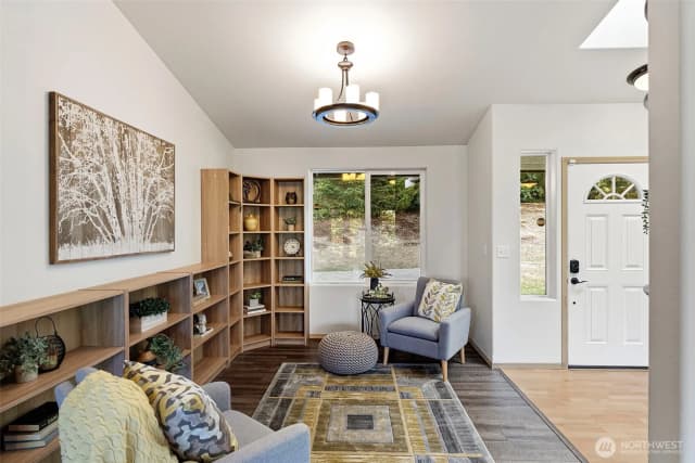 Property photo for 4959 Long Lake Road Se, Port Orchard photo 3