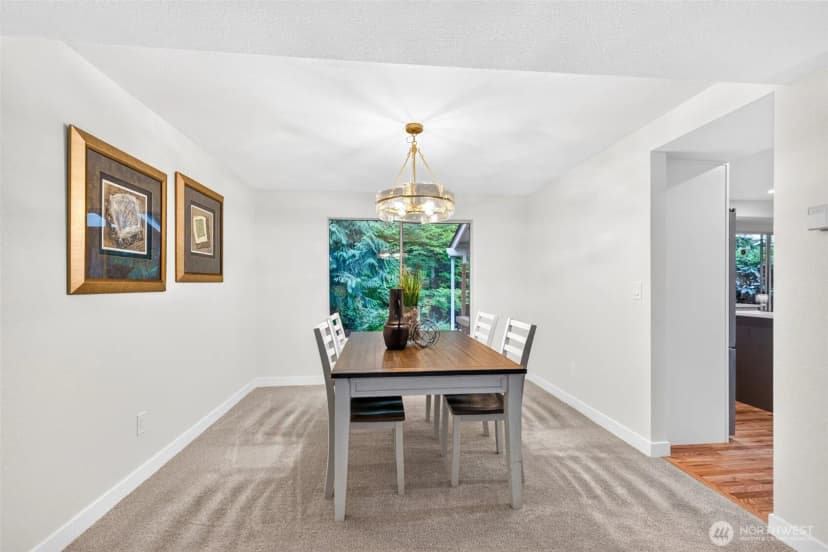 Property photo for 17405 Ne 136th Street, Redmond photo 9