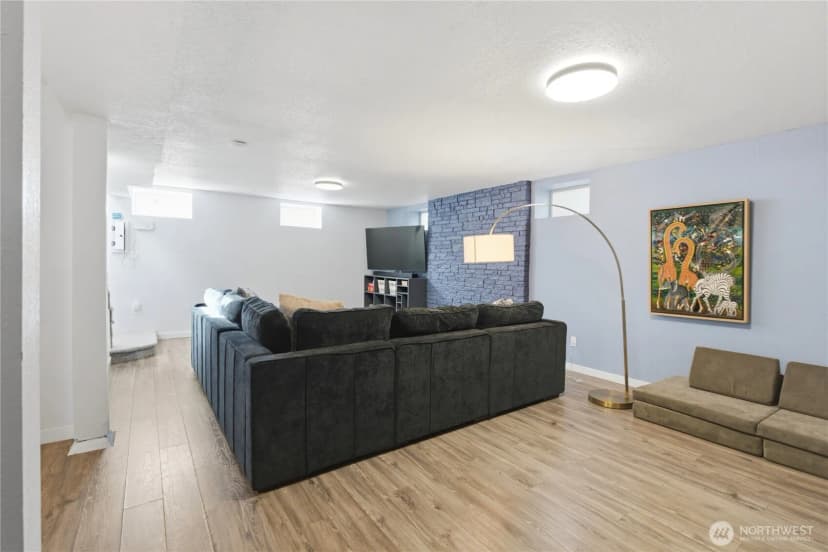 Property photo for 8012 25th Avenue Nw, Seattle photo 24
