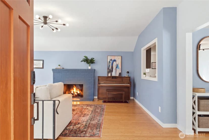 Property photo for 8012 25th Avenue Nw, Seattle photo 4