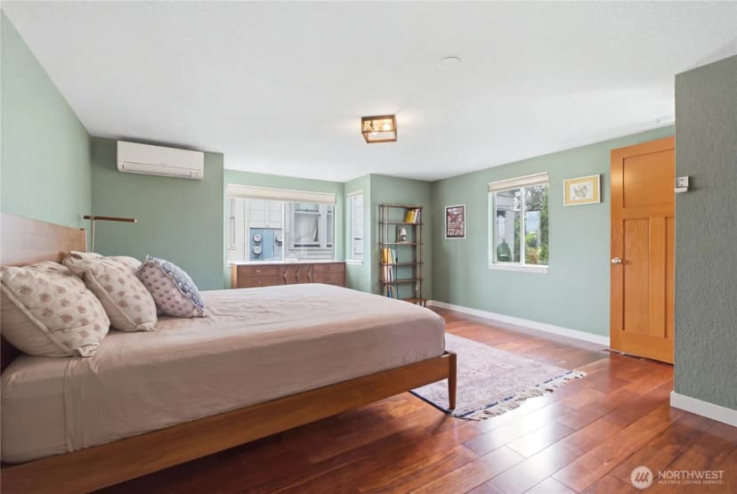 Property photo for 8012 25th Avenue Nw, Seattle photo 18