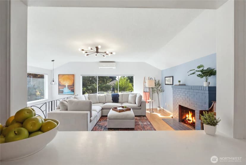 Property photo for 8012 25th Avenue Nw, Seattle photo 13