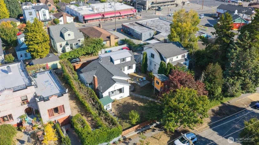 Property photo for 8012 25th Avenue Nw, Seattle photo 34