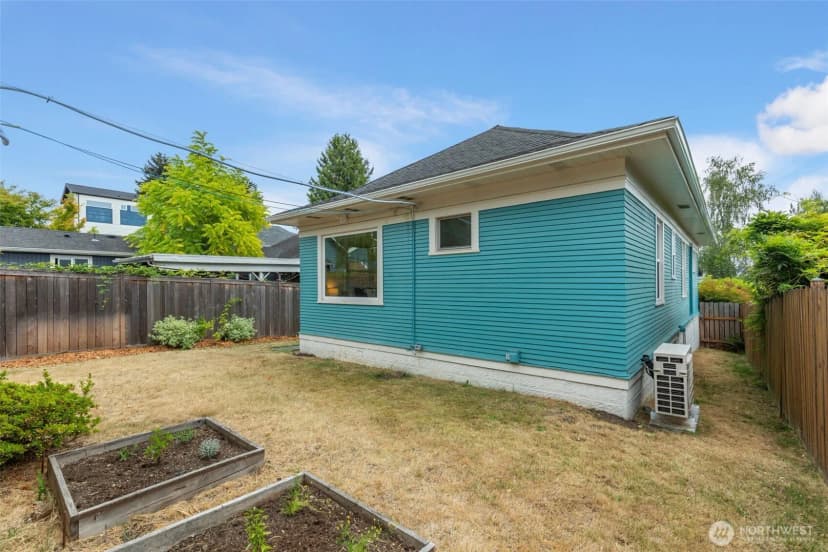 Property photo for 1820 S Weller Street, Seattle photo 27