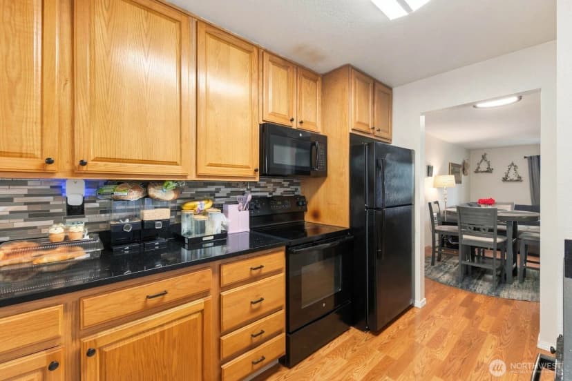 Property photo for 12404 Se 272nd Place #c, Kent photo 7