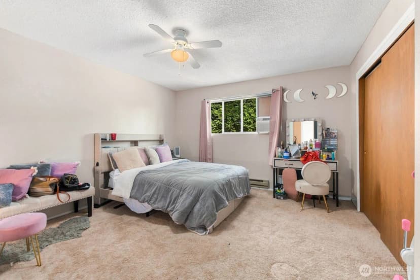 Property photo for 12404 Se 272nd Place #c, Kent photo 15