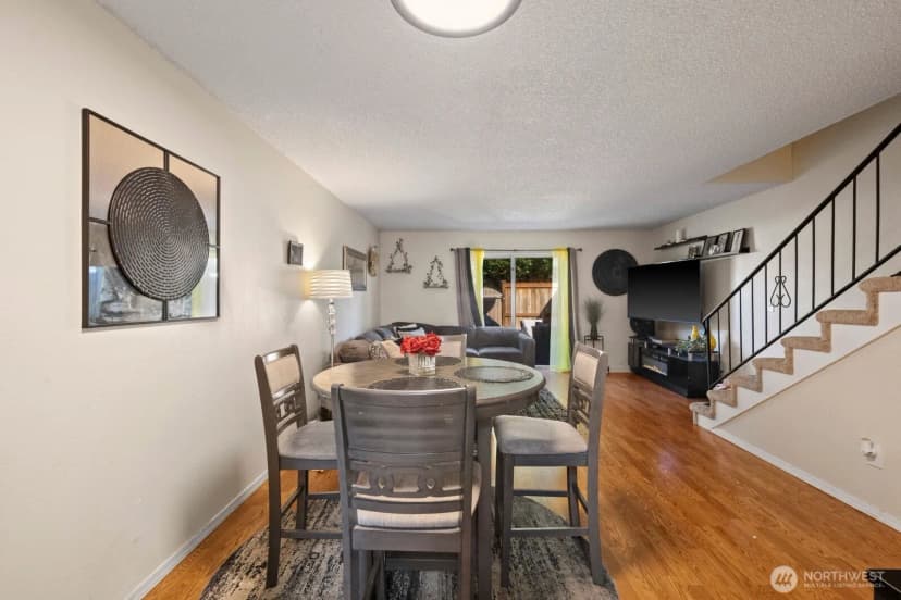 Property photo for 12404 Se 272nd Place #c, Kent photo 5