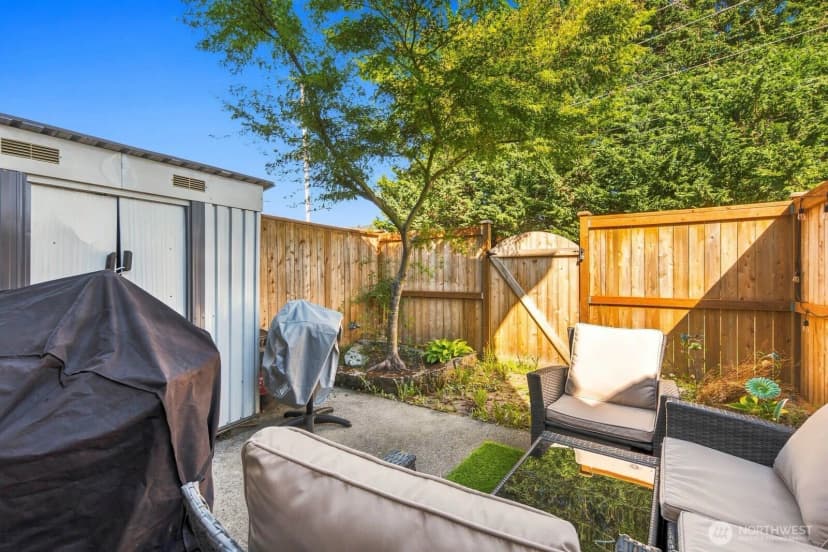 Property photo for 12404 Se 272nd Place #c, Kent photo 24