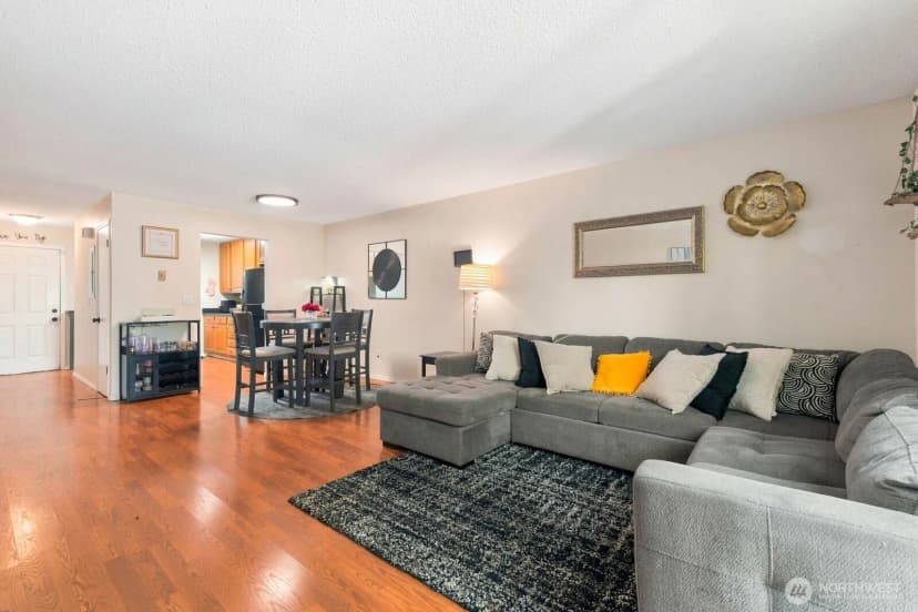 Property photo for 12404 Se 272nd Place #c, Kent photo 9