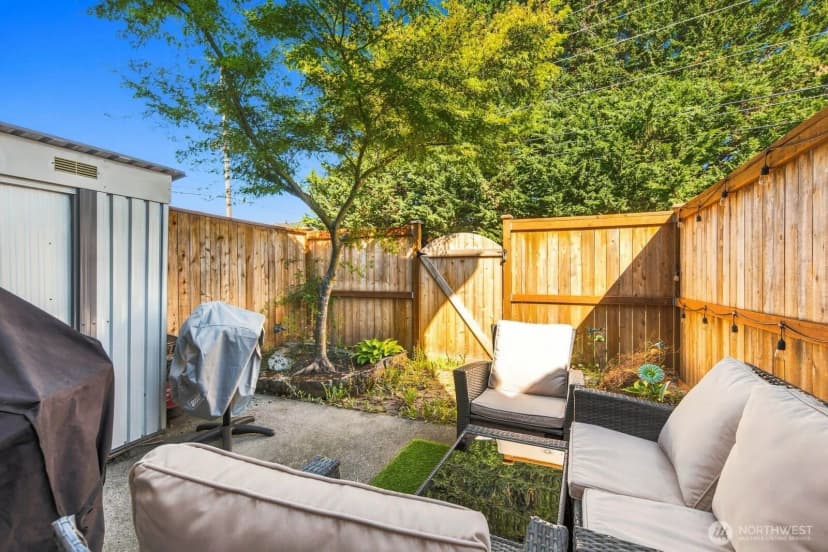 Property photo for 12404 Se 272nd Place #c, Kent photo 25