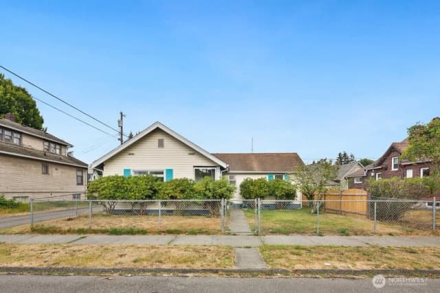 Property photo for 1911 17th Street, Everett photo 4