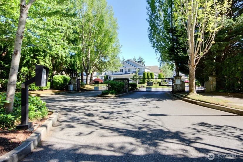 Property photo for 575 Elma Avenue Ne, Renton photo 34