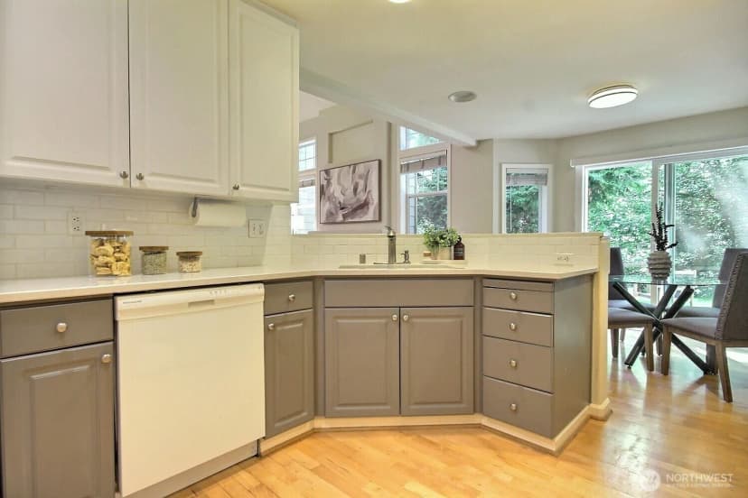 Property photo for 575 Elma Avenue Ne, Renton photo 12