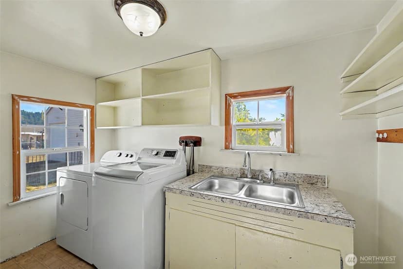 Property photo for 312 Taylor Street Sw, Orting photo 14