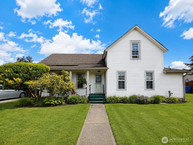 Property photo for 312 Taylor Street Sw, Orting