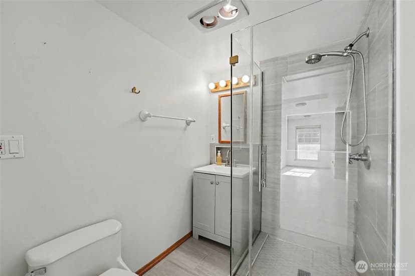 Property photo for 312 Taylor Street Sw, Orting photo 9