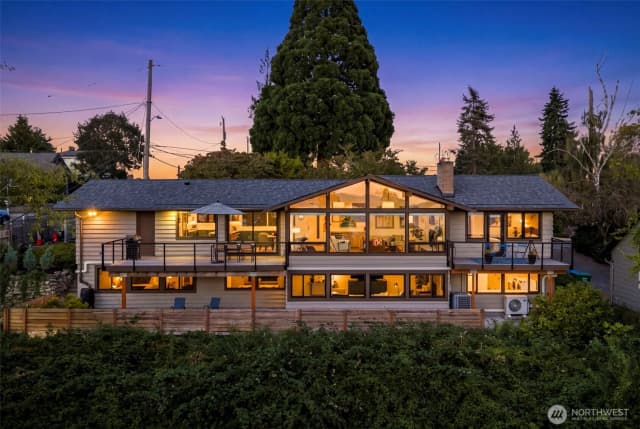 Property photo for 8803 38th Avenue Sw, Seattle