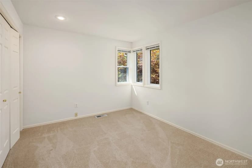 Property photo for 4718 191st Place Ne, Sammamish photo 31