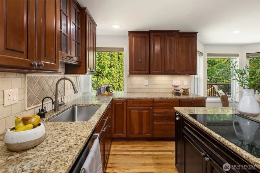 Property photo for 4718 191st Place Ne, Sammamish photo 13