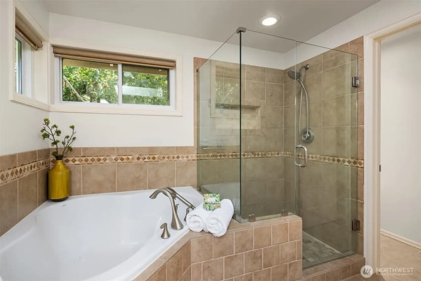 Property photo for 4718 191st Place Ne, Sammamish photo 27