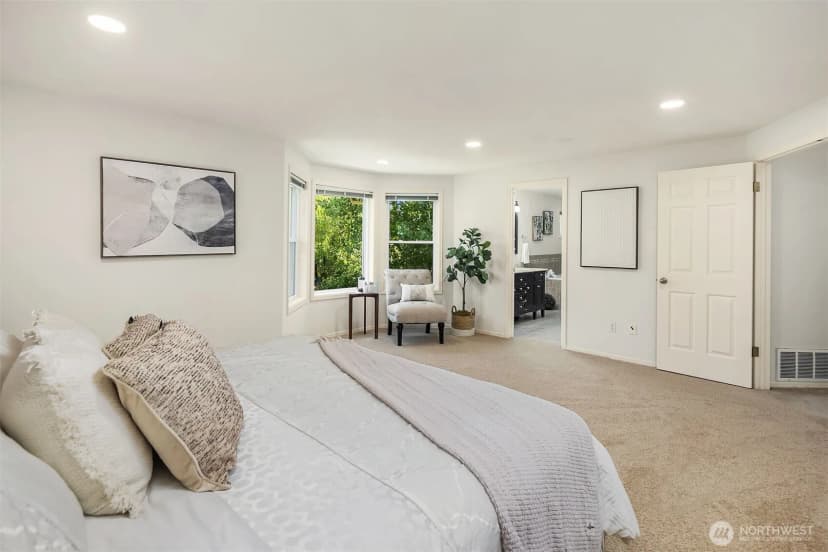 Property photo for 4718 191st Place Ne, Sammamish photo 24