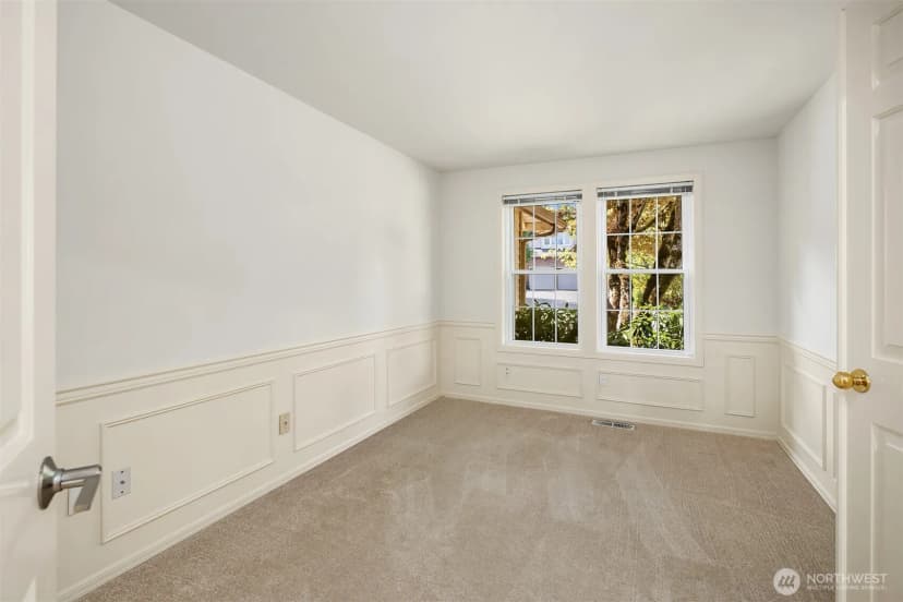 Property photo for 4718 191st Place Ne, Sammamish photo 9