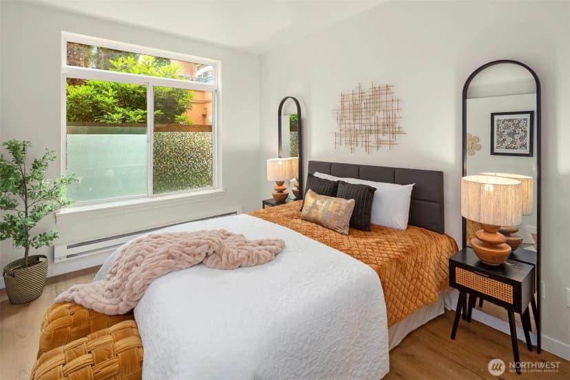 Property photo for 2414 1st Avenue #304, Seattle photo 14