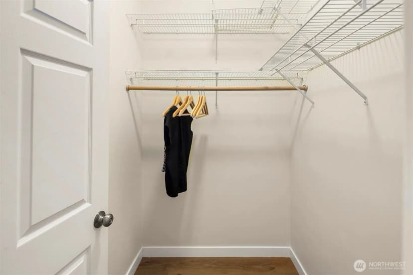 Property photo for 2414 1st Avenue #304, Seattle photo 22