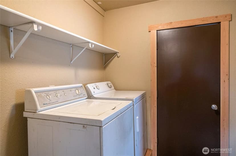 Property photo for 64 N James Avenue, East Wenatchee photo 33