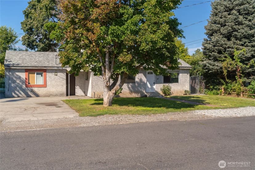 Property photo for 64 N James Avenue, East Wenatchee photo 26