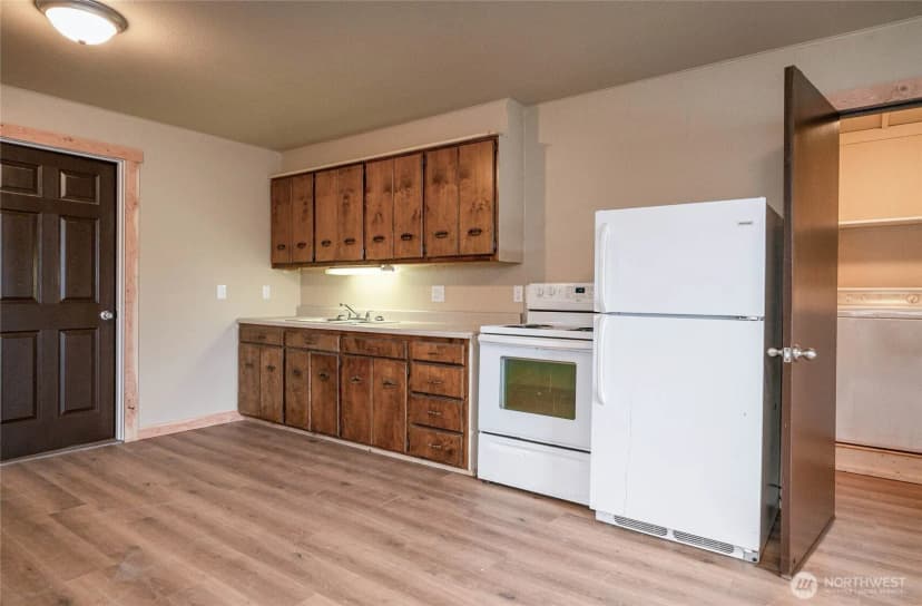 Property photo for 64 N James Avenue, East Wenatchee photo 27