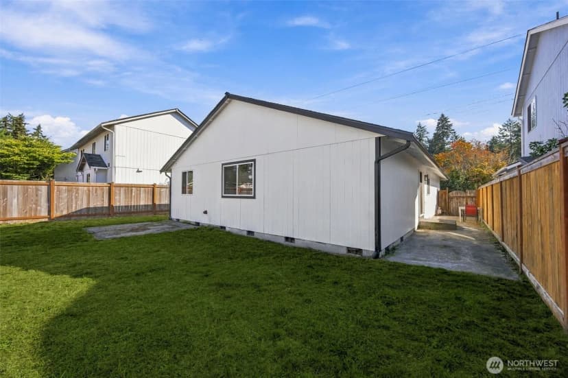 Property photo for 22422 45th Avenue E, Spanaway photo 19