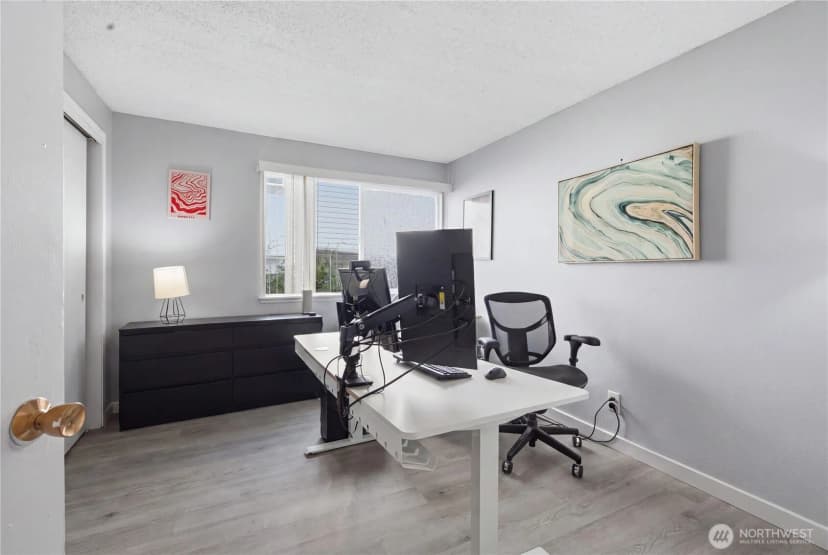 Property photo for 3600 25th Avenue W, Seattle photo 9