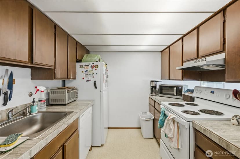 Property photo for 3600 25th Avenue W, Seattle photo 12