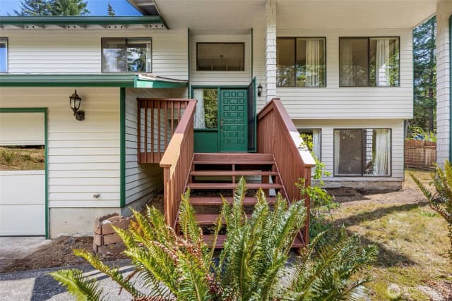 Property photo for 4505 Phillips Road Se, Port Orchard photo 5