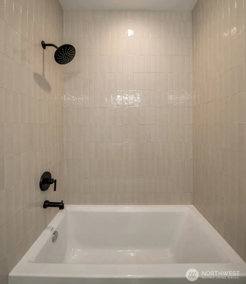Property photo for 9004 5th Avenue S, Seattle photo 14