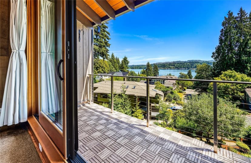 Property photo for 9426 Se 52nd Street, Mercer Island photo 22