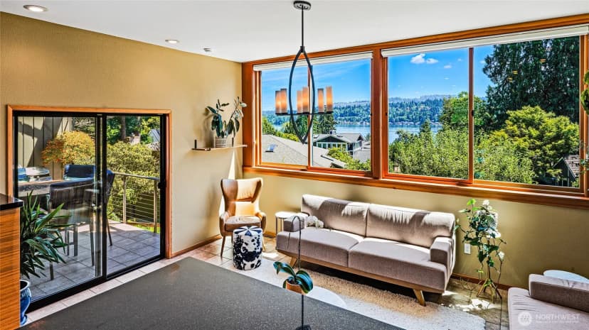 Property photo for 9426 Se 52nd Street, Mercer Island photo 16