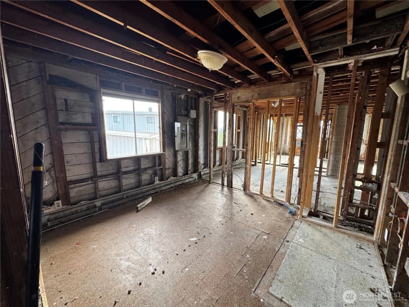 Property photo for 4525 127th Avenue E, Edgewood photo 11