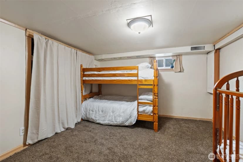 Property photo for 713 Hull Avenue, Port Orchard photo 22