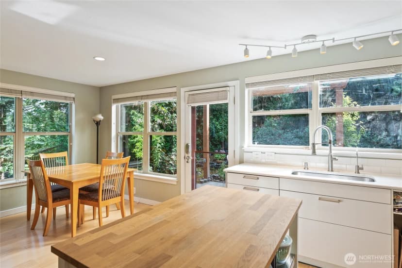Property photo for 6000 17th Avenue Sw #23, Seattle photo 6