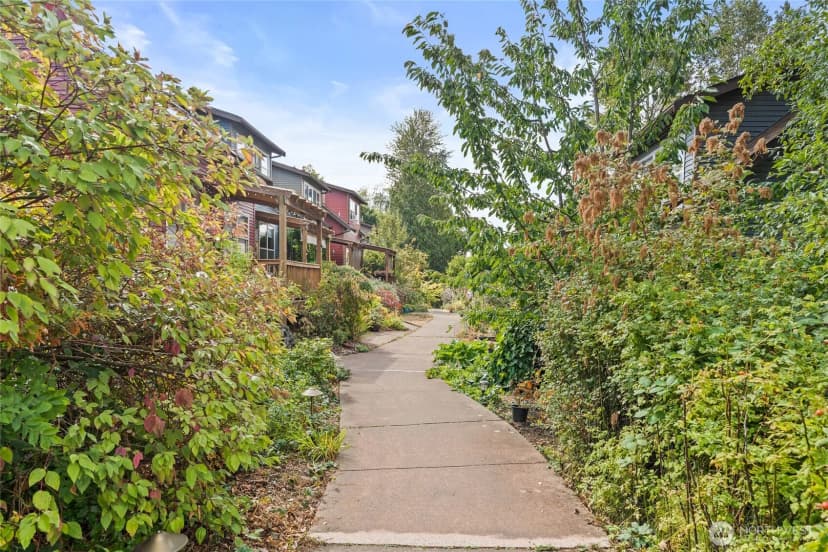 Property photo for 6000 17th Avenue Sw #23, Seattle photo 28
