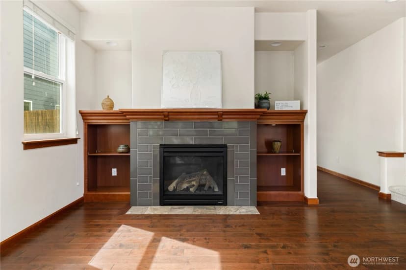 Property photo for 1851 Sw Downfield Way, Oak Harbor photo 6