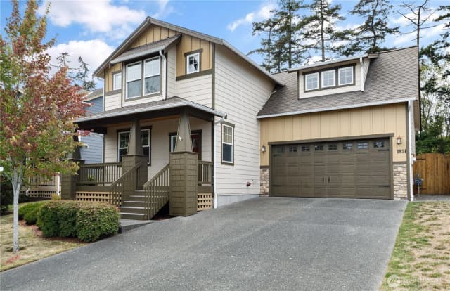 Property photo for 1851 Sw Downfield Way, Oak Harbor
