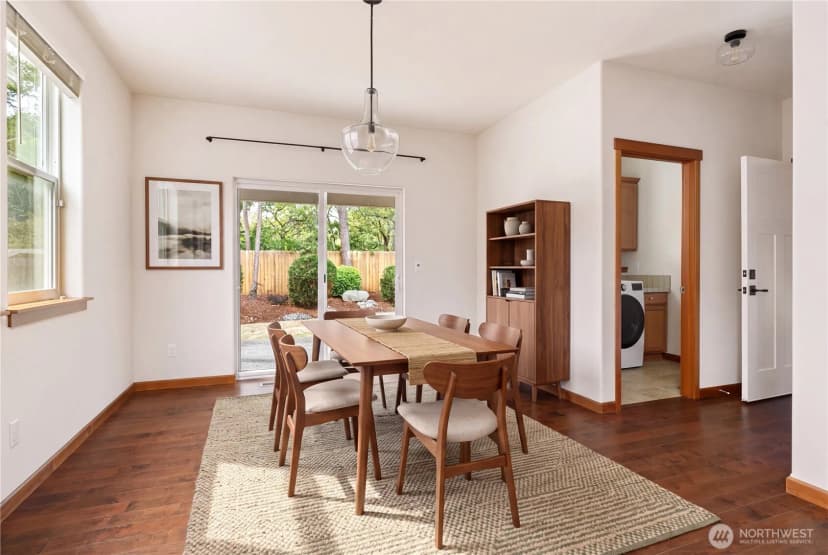 Property photo for 1851 Sw Downfield Way, Oak Harbor photo 15