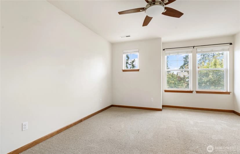 Property photo for 1851 Sw Downfield Way, Oak Harbor photo 20
