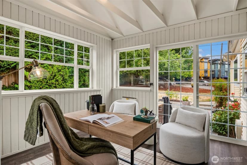 Property photo for 1736 Palm Avenue Sw, Seattle photo 14