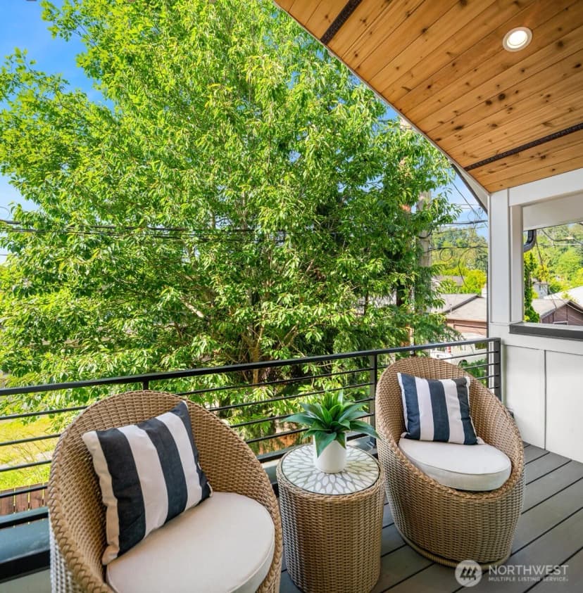 Property photo for 9008 5th Avenue S, Seattle photo 16