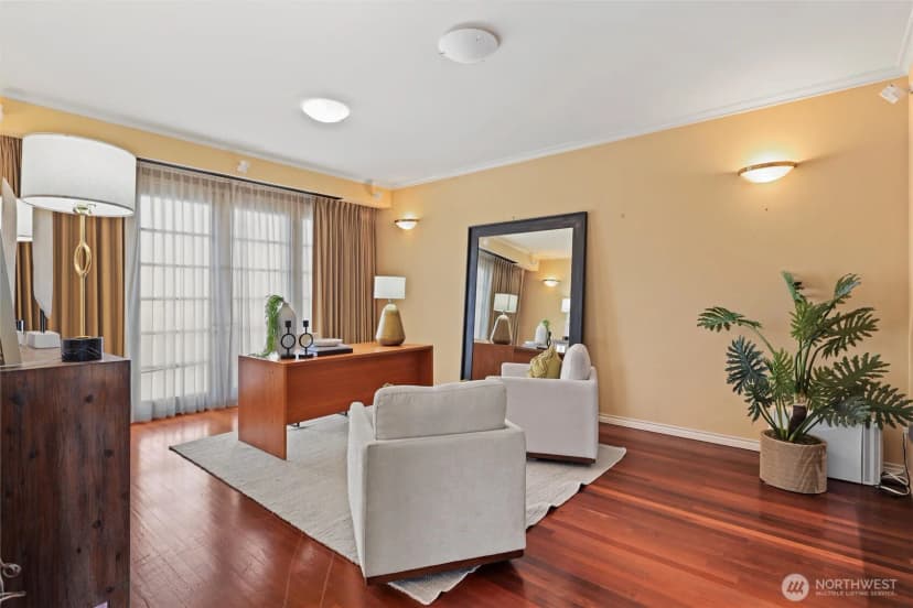 Property photo for 4701 Ne Shore Place, Lake Forest Park photo 24