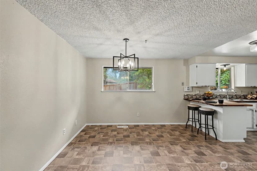 Property photo for 31444 51st Avenue Sw, Federal Way photo 11